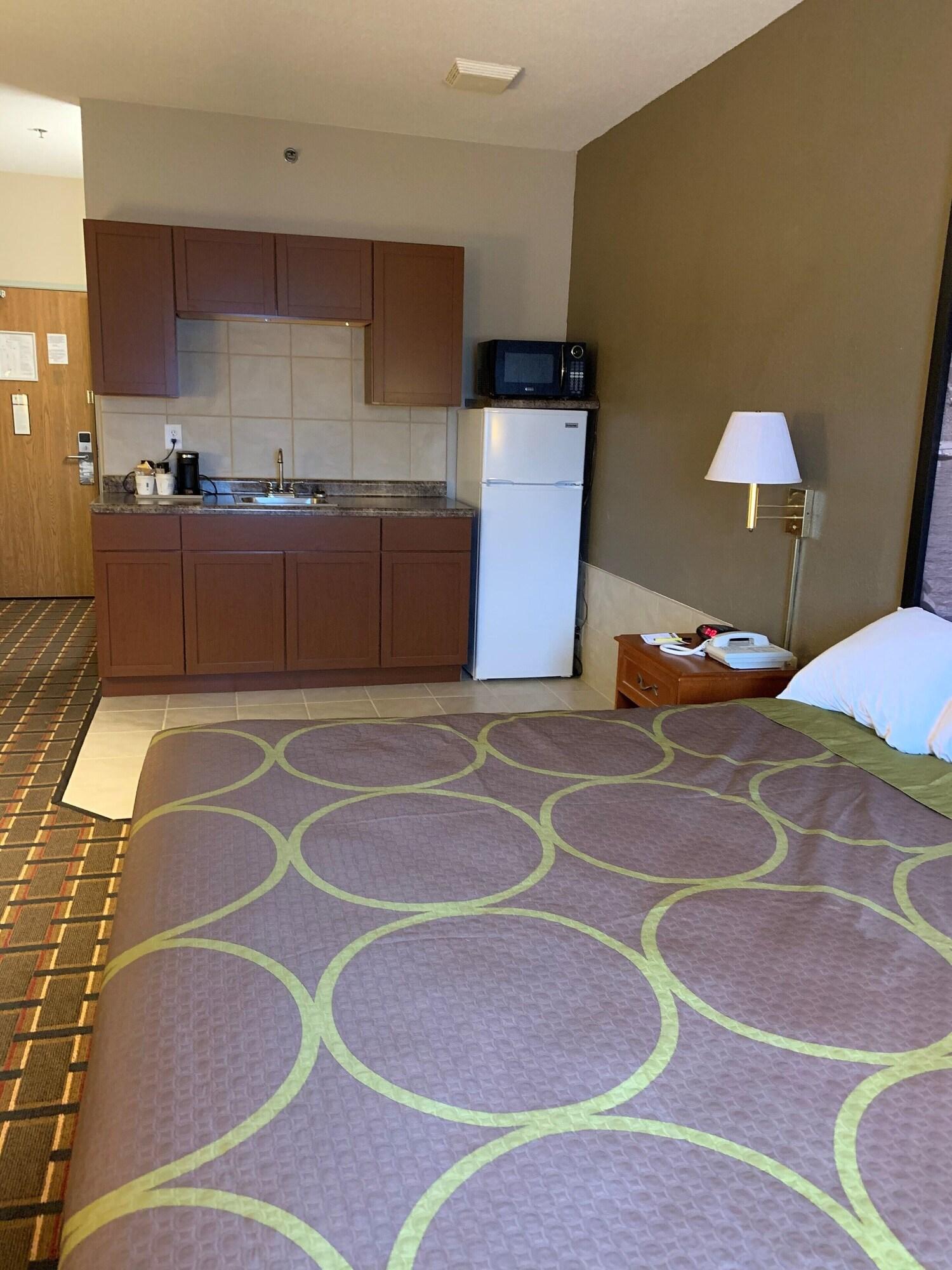 Super 8 By Wyndham Valparaiso Extérieur photo